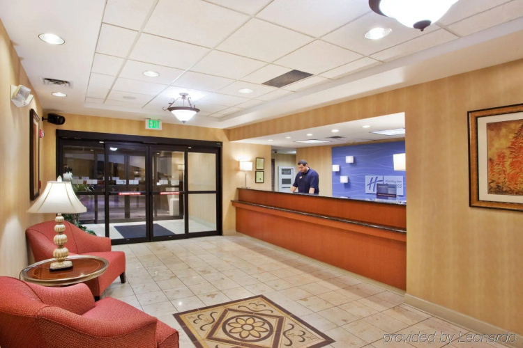 Best Western Plus Carrollton