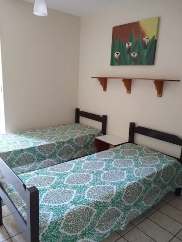 1 quarto 2 camas de solteiro
