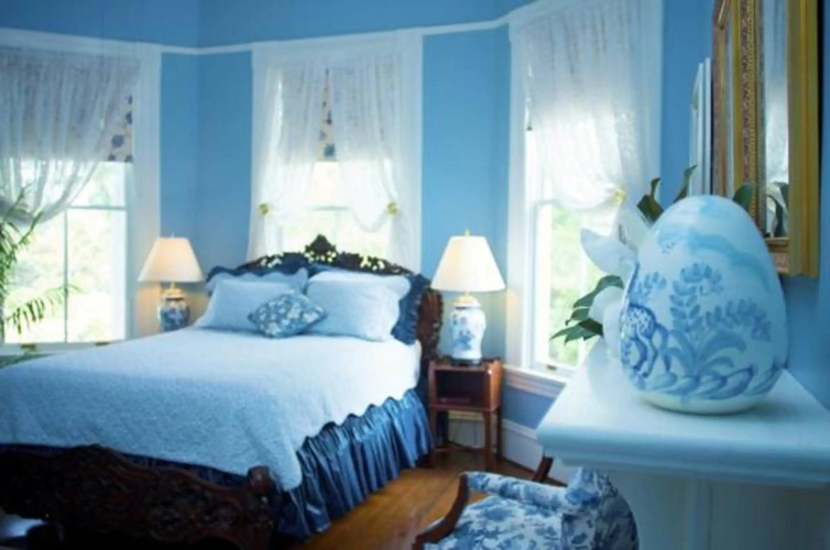 Lookaway Inn