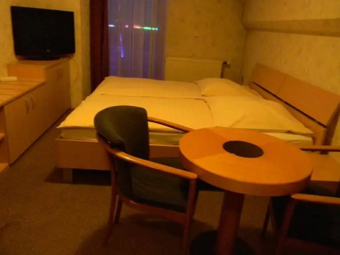 Krona Hotel - Domzale