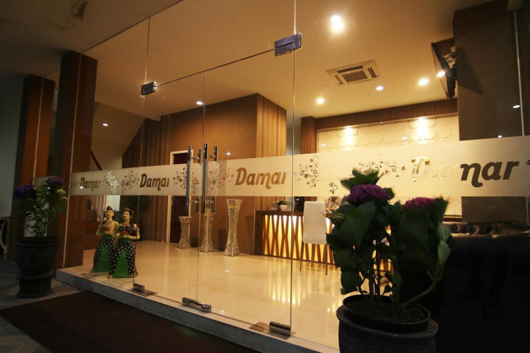 Bluebells Express Syariah Hotel