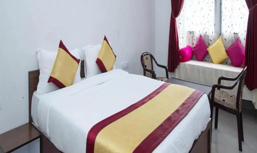 Fabhotel Prime Vallabh Villas