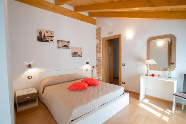 Standard Double room with view