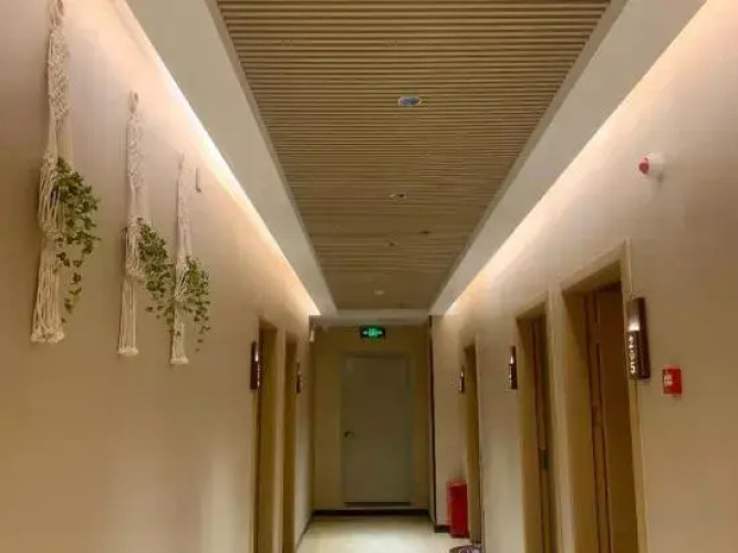 Yangjiang Feili Hotel