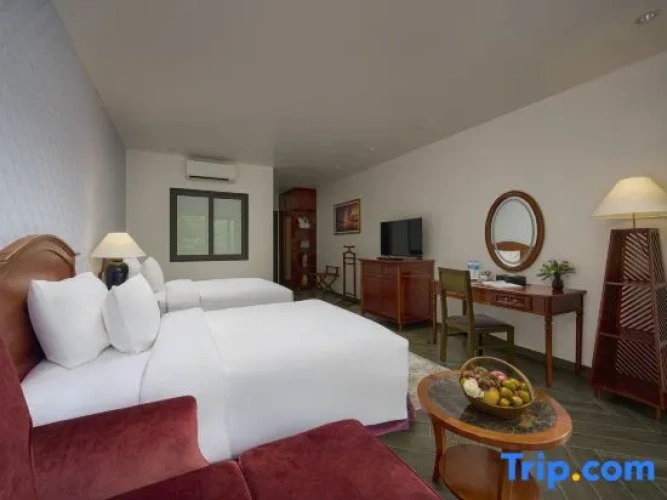 Premium Double room with land view