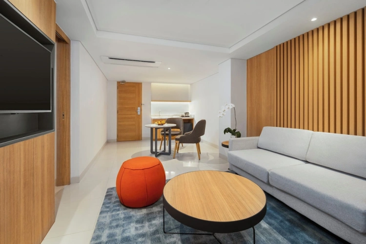 1 Bedroom Suite