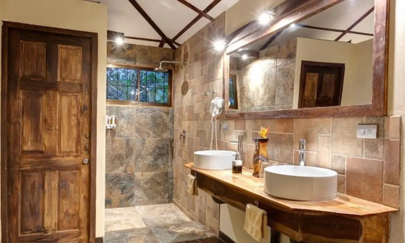 Tropical Suites