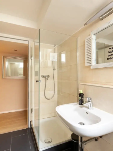 Limehome Berlin Florastraße
