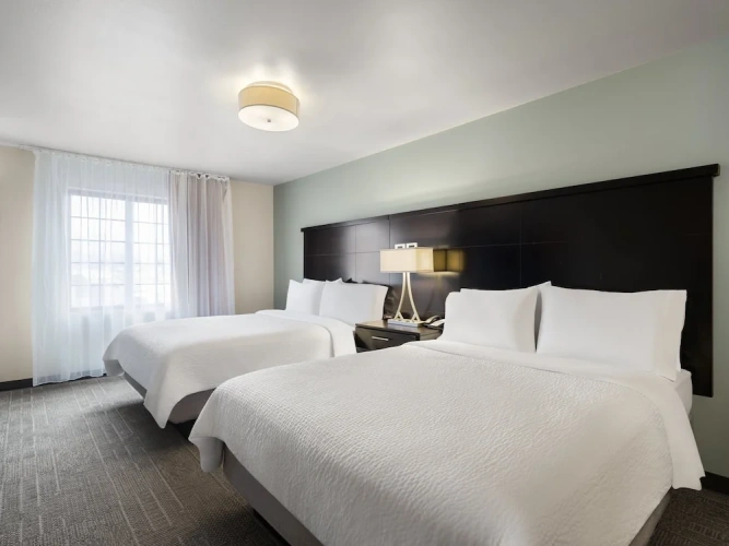 1 Bedroom Suite