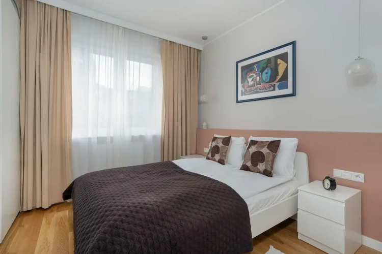 1 Bedroom Apartment with balcony