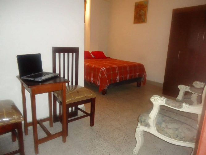 Hostal Perla Real Inn
