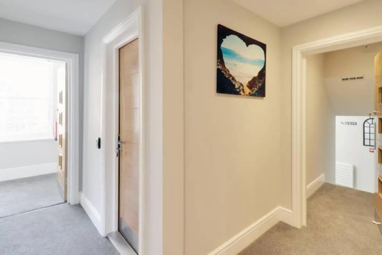 master accommodation suite 11 sea view
