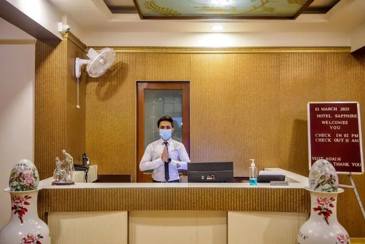 Hotel Sapphire