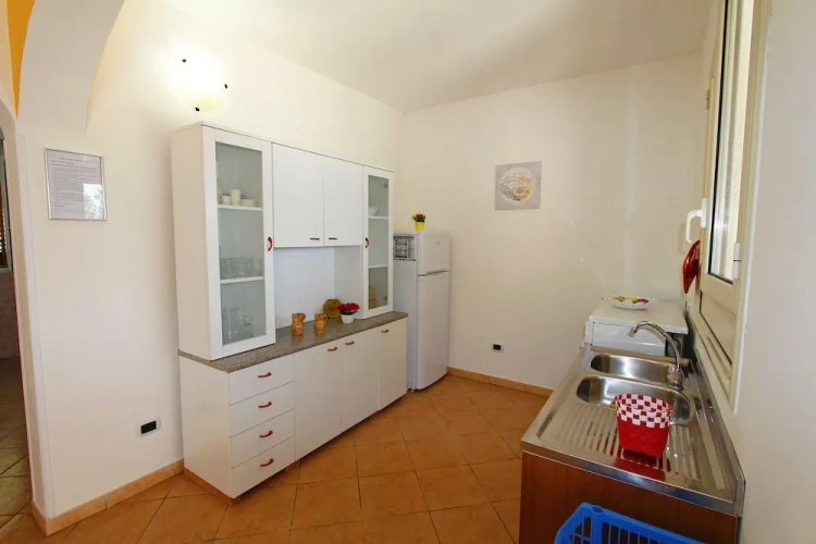 2 Bedrooms Villa