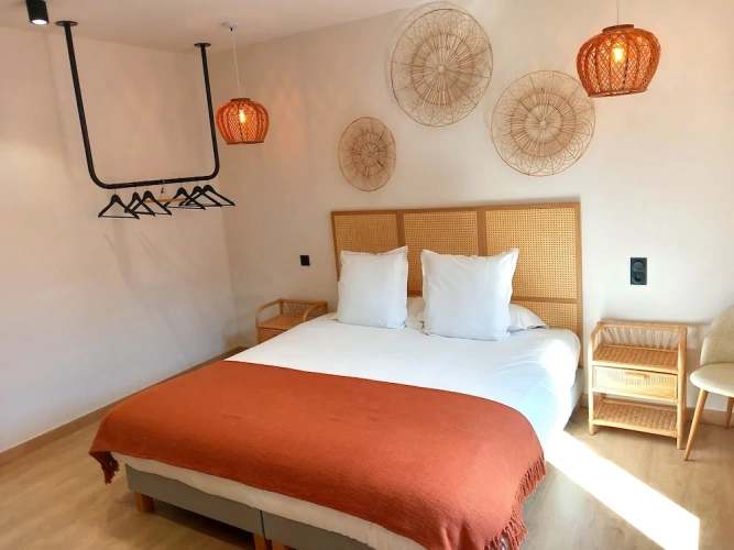 Comfort room with balcony