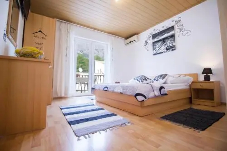 Apartment & Rooms Marigold