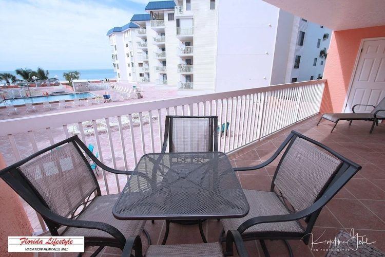 Beach Cottage 2204