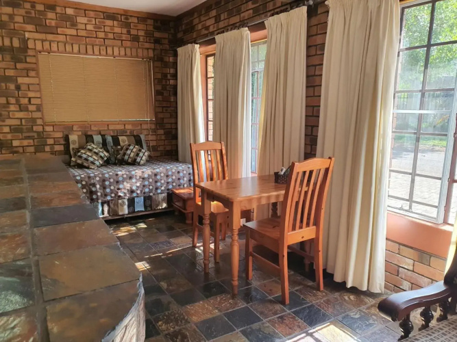 Tamboti House