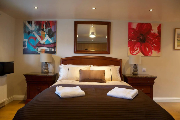 No. 82 B&B