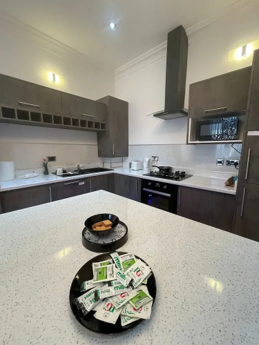 Impeccable 1 Bed Apartment in Wolverhampton