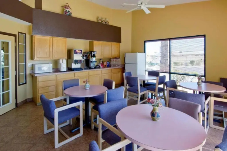Days Inn Phoenix Interstate Highway 10 West