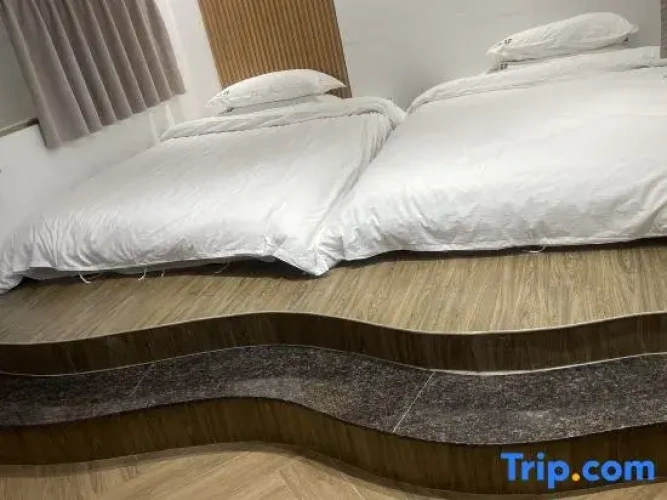 2 Bedrooms Single Villa