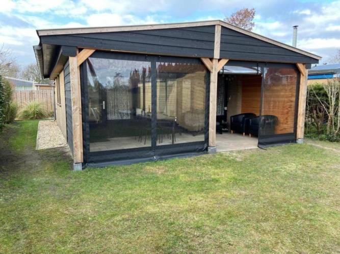 2 Bedrooms Cottage