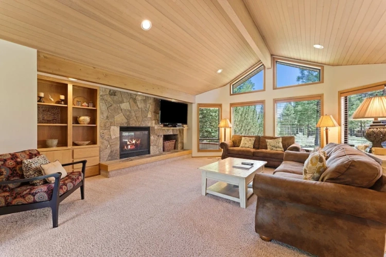 3 Bedrooms Cottage