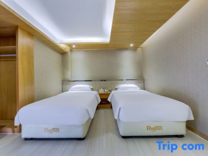 Business Twin room