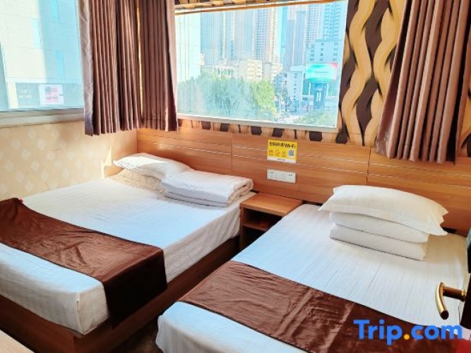 Economy Triple room