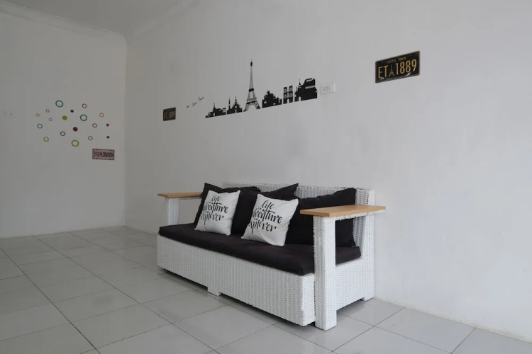 Dewi Residence 1