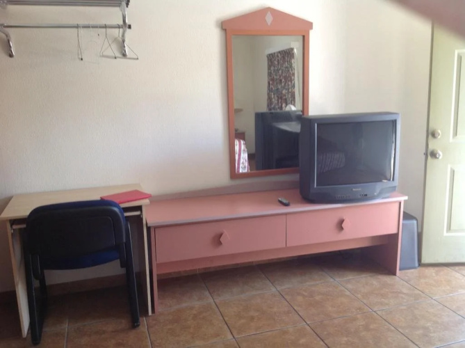 Redwood Motel