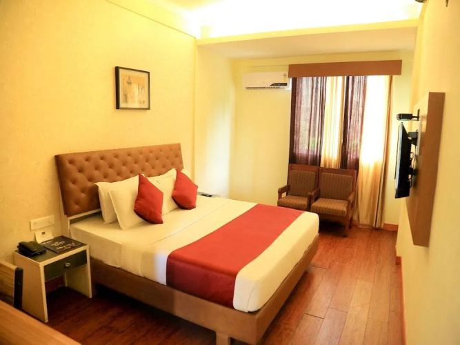 Capital O 1684 Hotel Malabar Inn