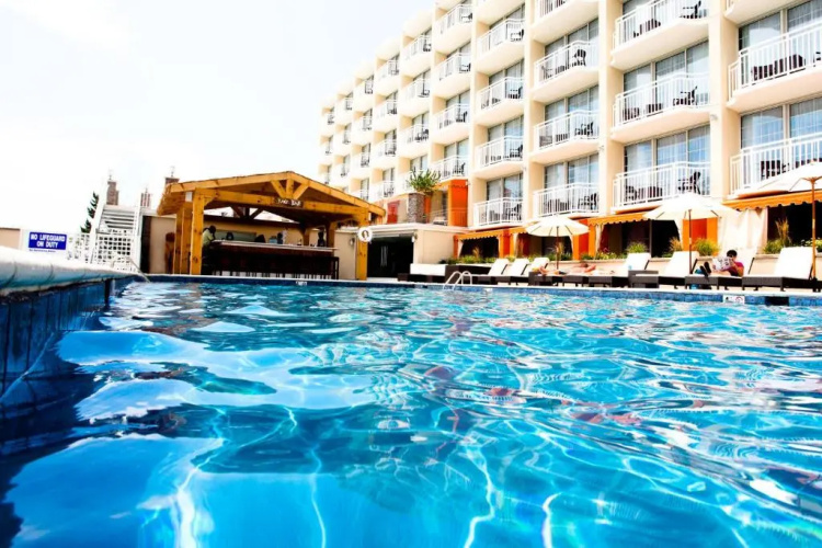 Ocean Club Hotel
