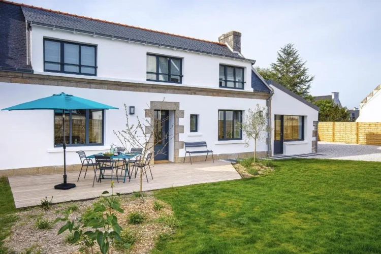 3 Bedrooms Cottage