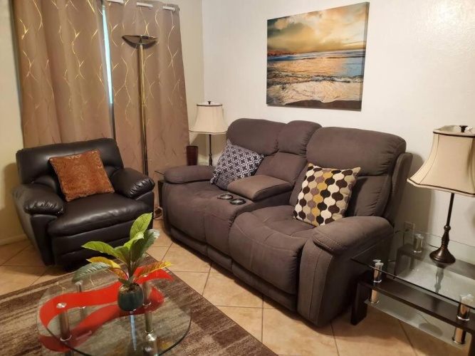1 Bedroom Apartment