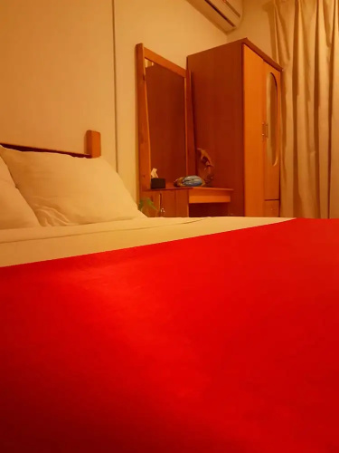 ZeeStar Inn