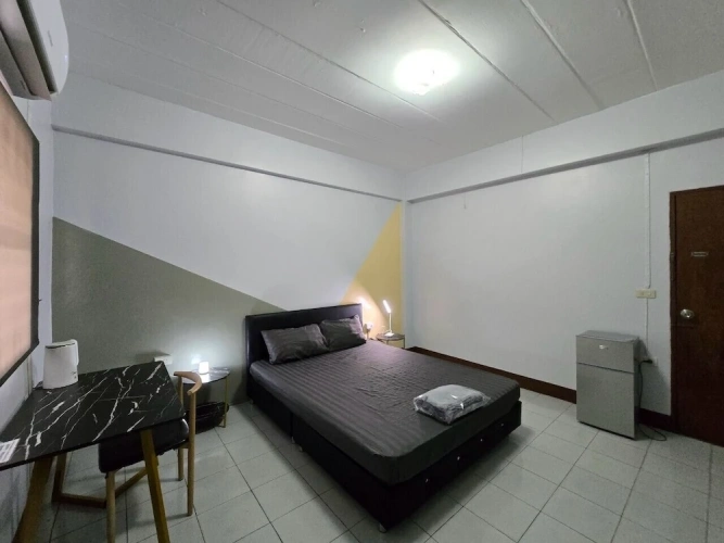 Standard Double room with city view