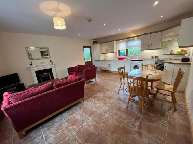 Burnmon Cottage