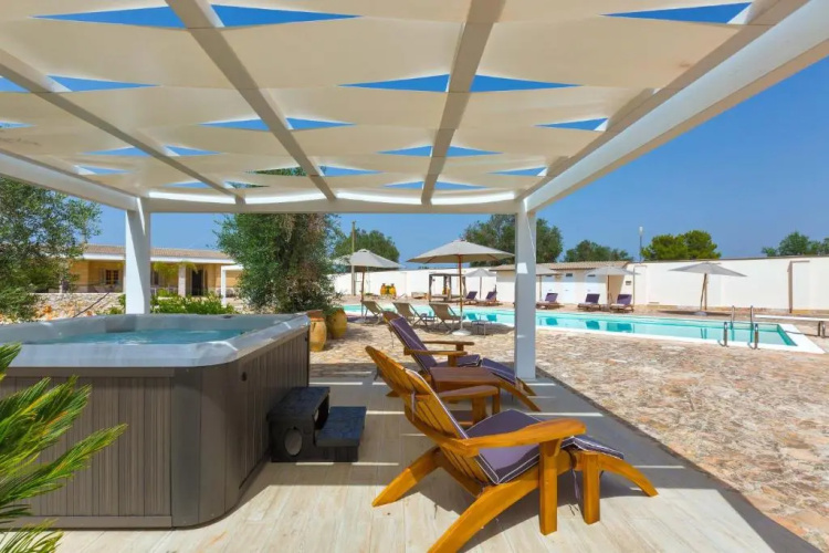 Villa Artesole by BarbarHouse