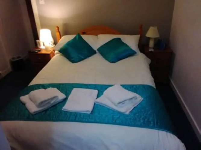Strathcarron Hotel