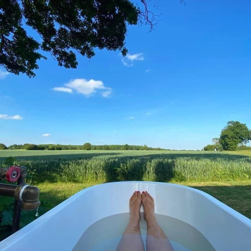 Impeccable 2-bed Cottage Near Woodbridge