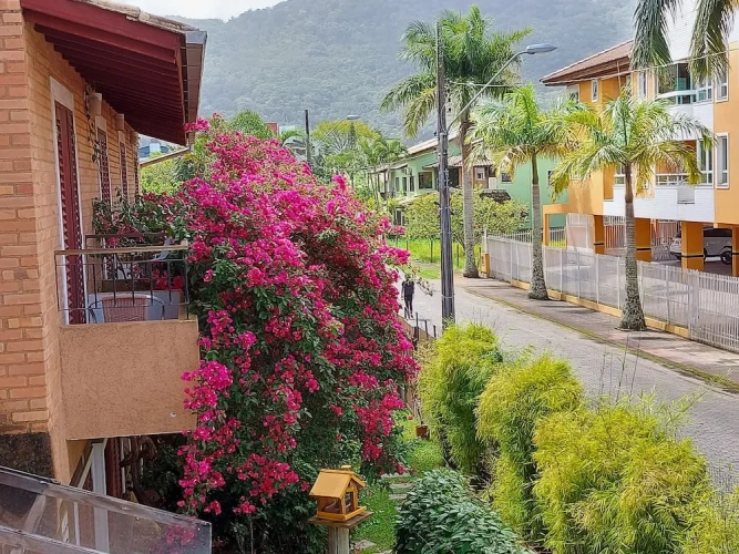 Standard Double room with partial view