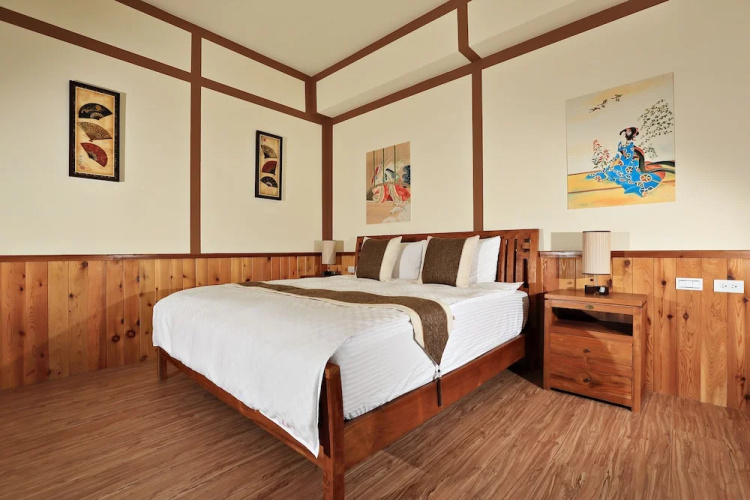 Lotung Stay B&B