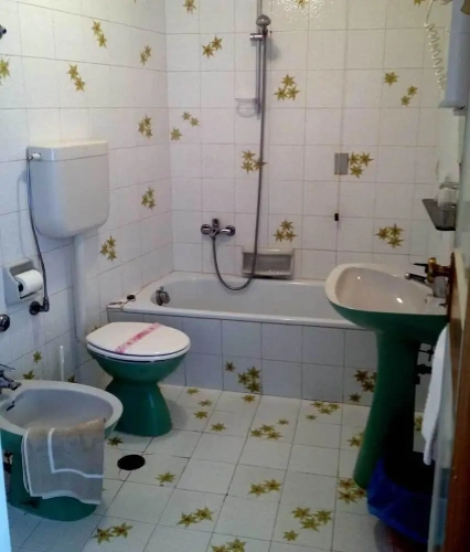 Standard Twin room with balcony