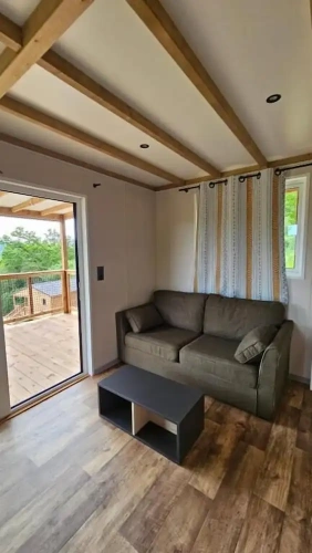 Business Chalet with lake view