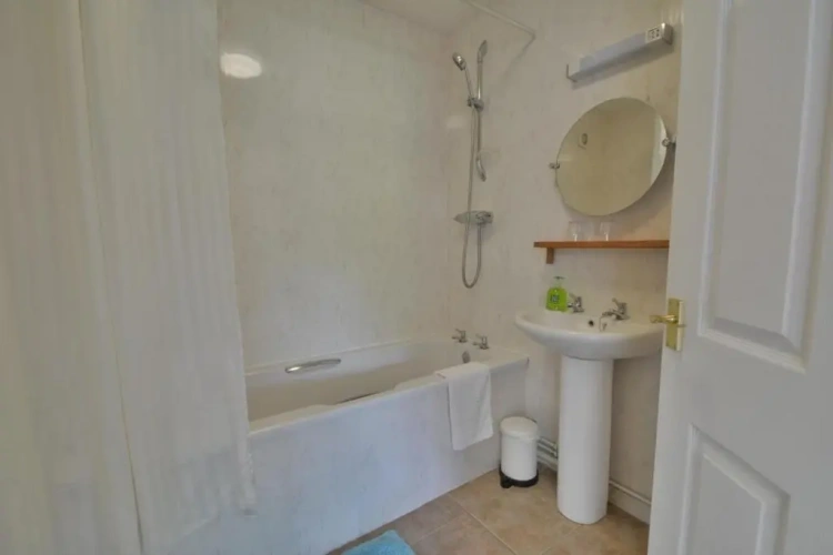 1 Bedroom Cottage