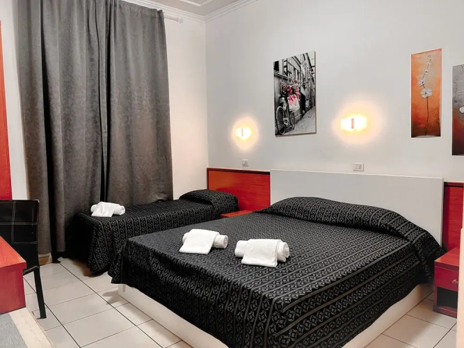 Alius And Freerome Hotel