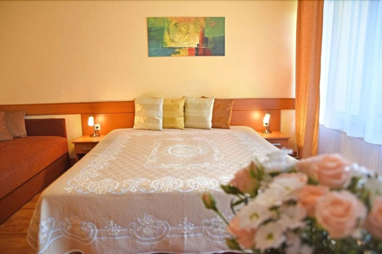 Hotel Napsugár