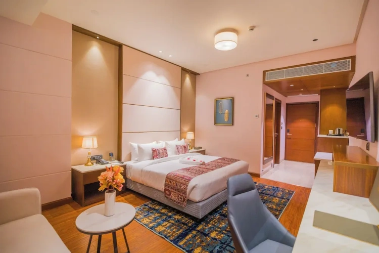 Deluxe room with city view